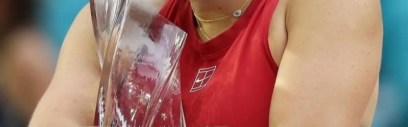 2026世界杯高清赛事直播平台-八年铸就传奇！萨巴伦卡阳光双赛双线封神，单双打双冠史无前例