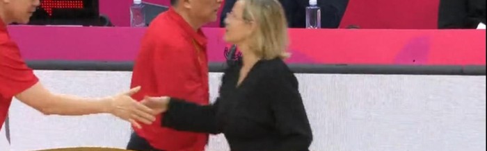 真敢讲！女篮功勋不赞成宫鲁鸣执念：长时间集训，不是最优选择|中国女篮|资格赛|世界杯|体育赛事讨论|捷克女篮_新浪体育_新浪新闻